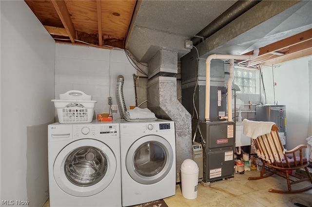 2282 Heston Drive, Lake Milton, OH 44429