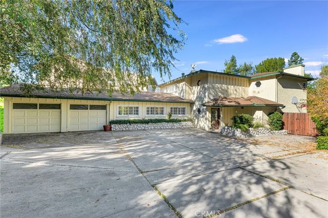 22781 Macfarlane Drive, Woodland Hills, CA 91364