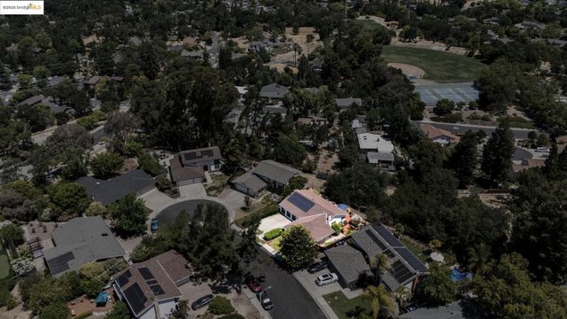 32 Pacer Pl., Walnut Creek, CA 94596