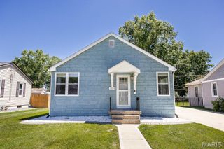 1024 W Madison Street, Mascoutah, IL 62258
