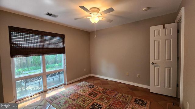 2207 FORDHAM DR, Alexandria, VA 22307