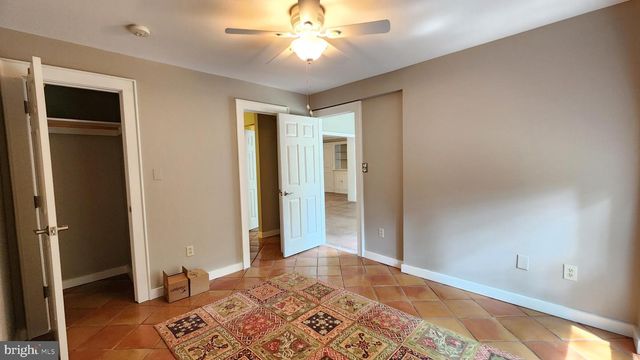 2207 FORDHAM DR, Alexandria, VA 22307