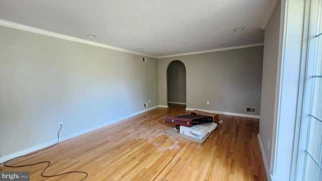 2207 FORDHAM DR, Alexandria, VA 22307