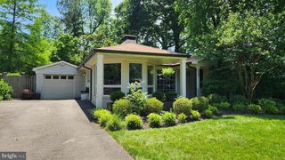 2207 FORDHAM DR, Alexandria, VA 22307