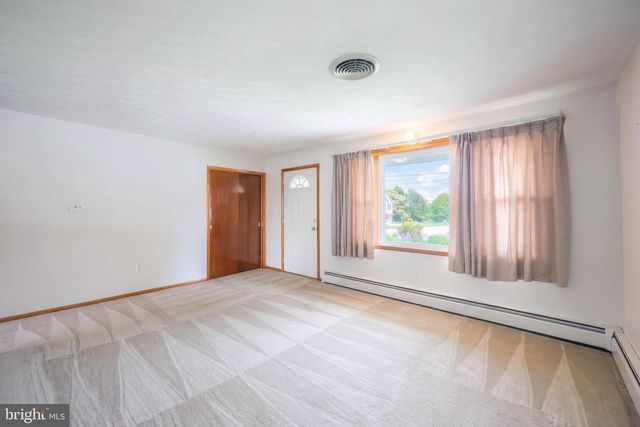 102 WALNUT VALLEY CT, Wrightsville, PA 17368