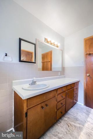 102 WALNUT VALLEY CT, Wrightsville, PA 17368