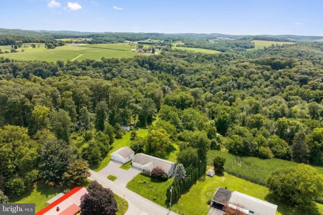 102 WALNUT VALLEY CT, Wrightsville, PA 17368