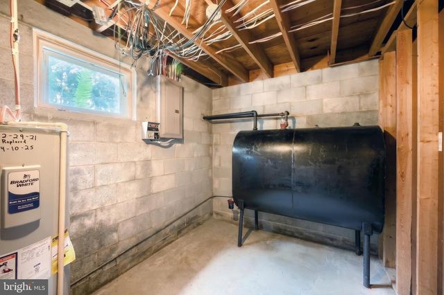 102 WALNUT VALLEY CT, Wrightsville, PA 17368
