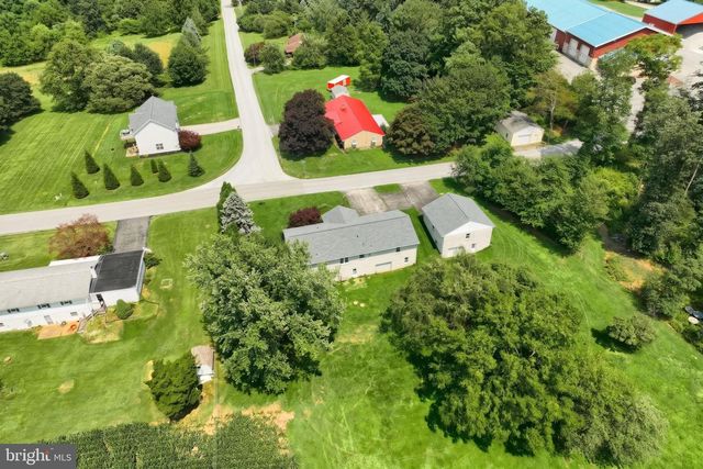 102 WALNUT VALLEY CT, Wrightsville, PA 17368
