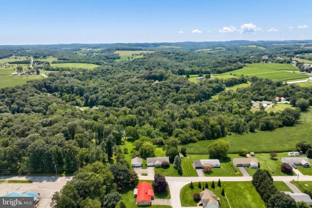 102 WALNUT VALLEY CT, Wrightsville, PA 17368