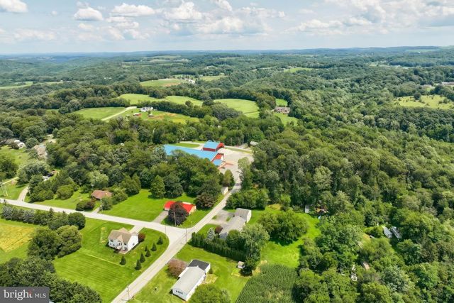 102 WALNUT VALLEY CT, Wrightsville, PA 17368