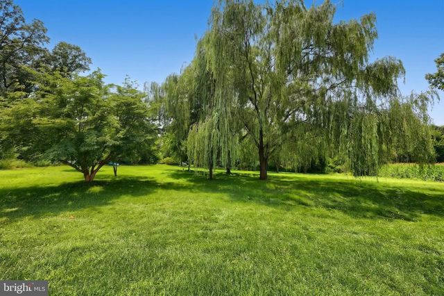 102 WALNUT VALLEY CT, Wrightsville, PA 17368