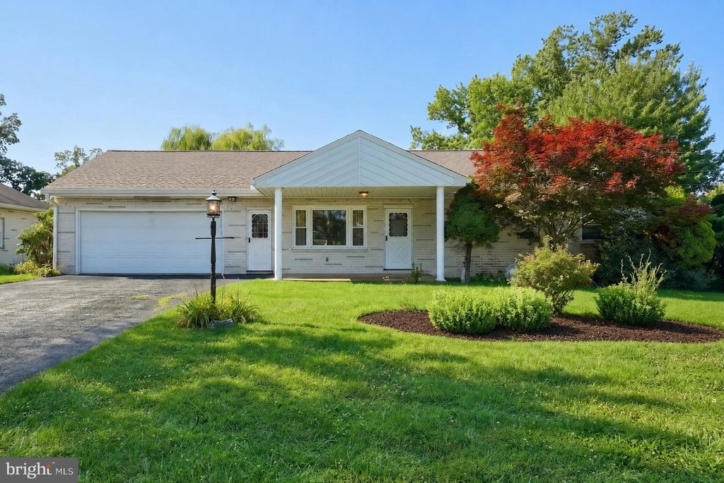 102 WALNUT VALLEY CT, Wrightsville, PA 17368