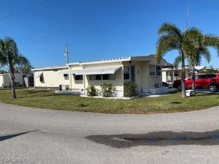 2727 Indianwood DR, North Fort Myers, FL 33917