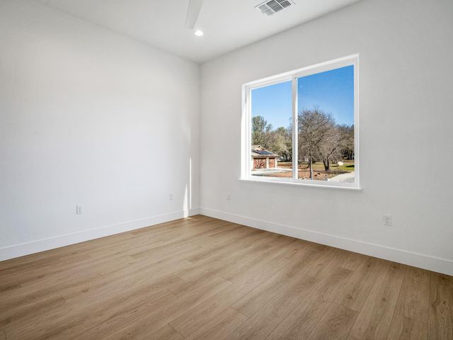 8118 Bridger Ln, Shingle Springs, CA 95682