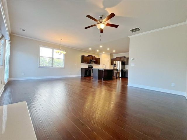 330 Holdings Drive, Lawrenceville, GA 30044
