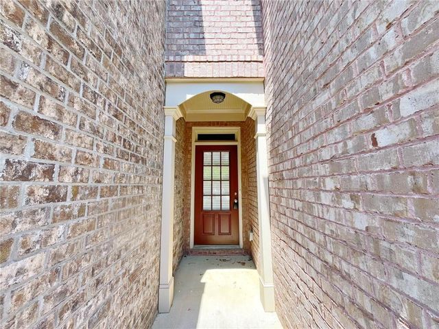 330 Holdings Drive, Lawrenceville, GA 30044