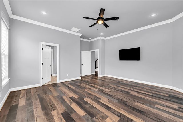 109 NW Highland Road, Bentonville, AR 72712