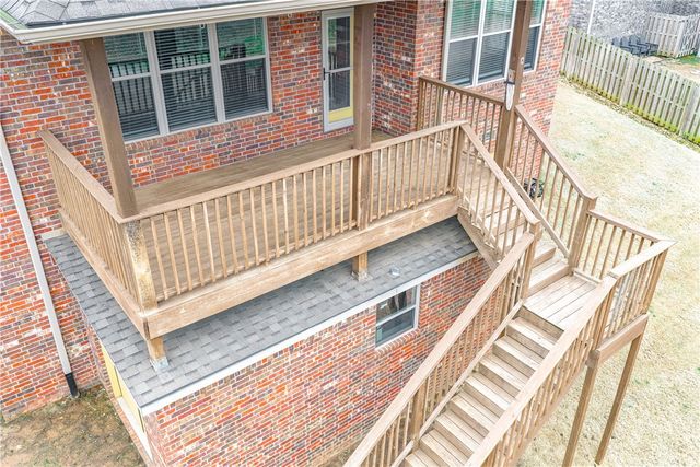 109 NW Highland Road, Bentonville, AR 72712