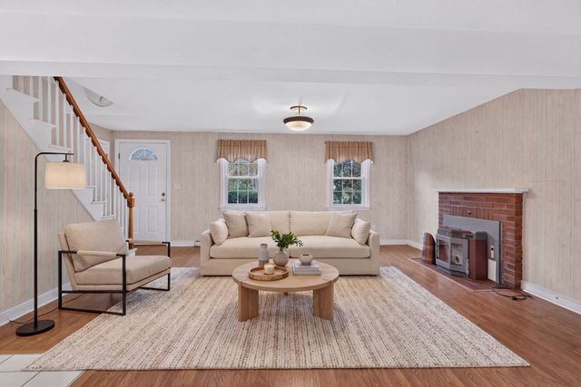 188 North Street, Foxboro, MA 02035