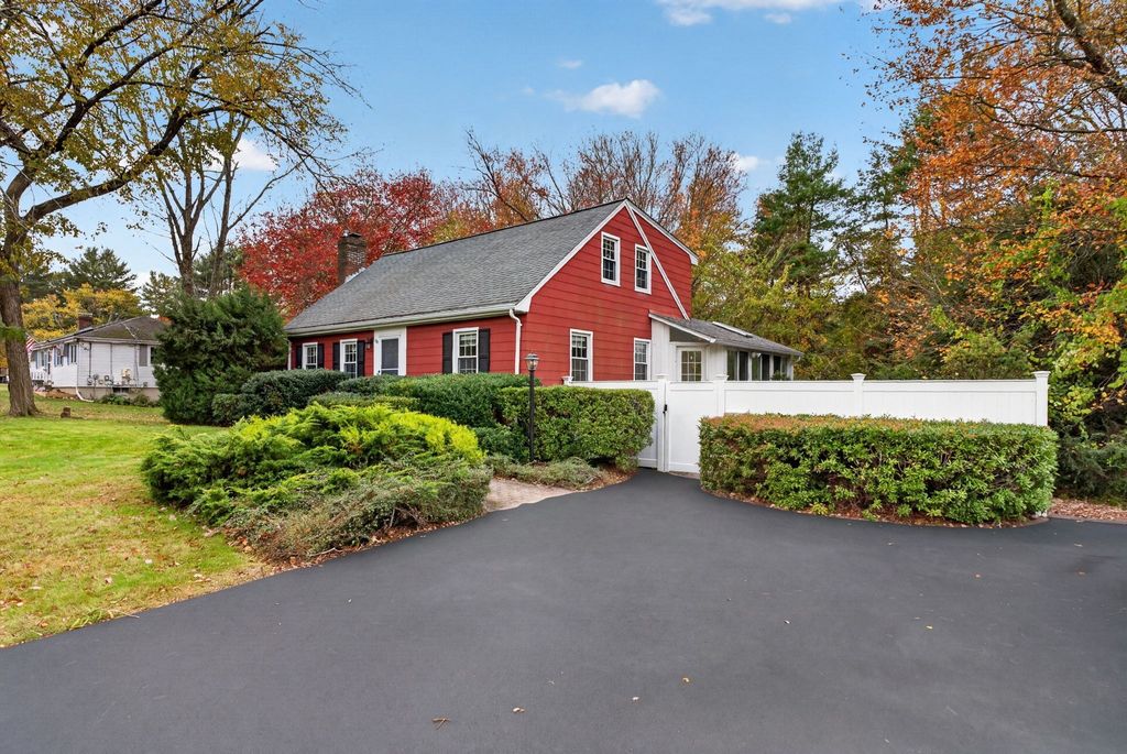 188 North Street, Foxboro, MA 02035