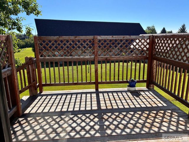 981 Bluebird Lane, Idaho Falls, ID 83402