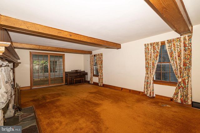 421 W ELMA AVE, Laurel Springs, NJ 08021
