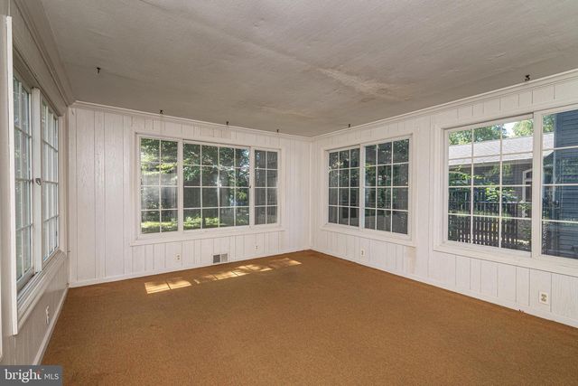 421 W ELMA AVE, Laurel Springs, NJ 08021