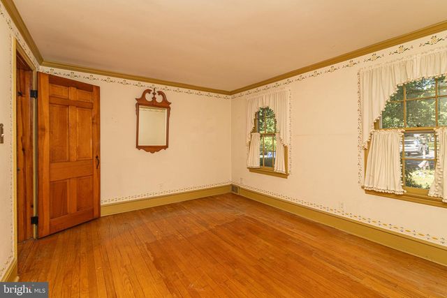 421 W ELMA AVE, Laurel Springs, NJ 08021
