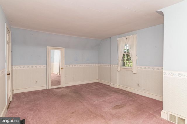421 W ELMA AVE, Laurel Springs, NJ 08021