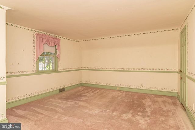 421 W ELMA AVE, Laurel Springs, NJ 08021