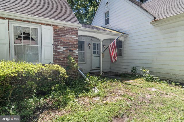 421 W ELMA AVE, Laurel Springs, NJ 08021