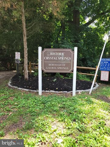 421 W ELMA AVE, Laurel Springs, NJ 08021