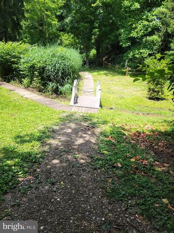 421 W ELMA AVE, Laurel Springs, NJ 08021