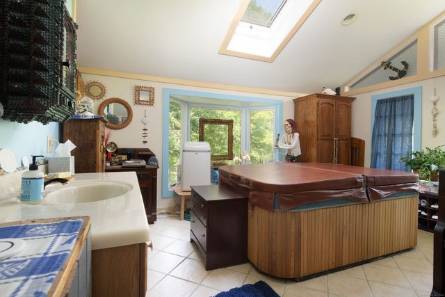 48 Preston Lane, Salisbury, CT 06068