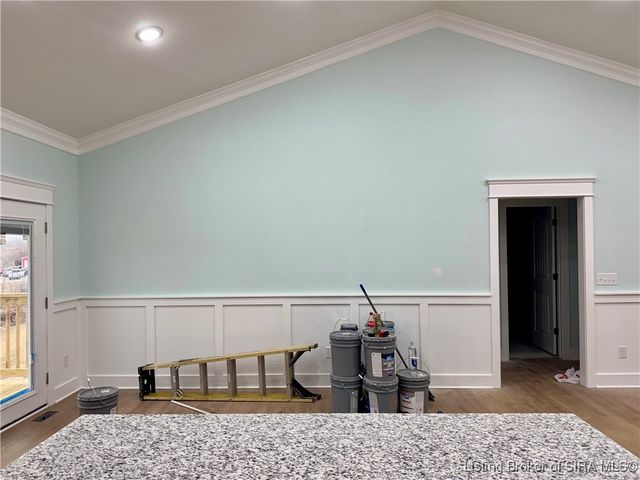 7537 E Brownstown Road, Henryville, IN 47126