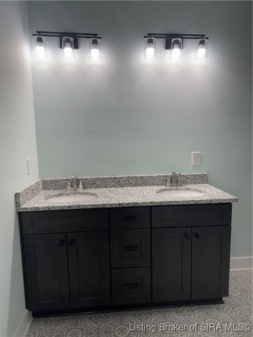 7537 E Brownstown Road, Henryville, IN 47126