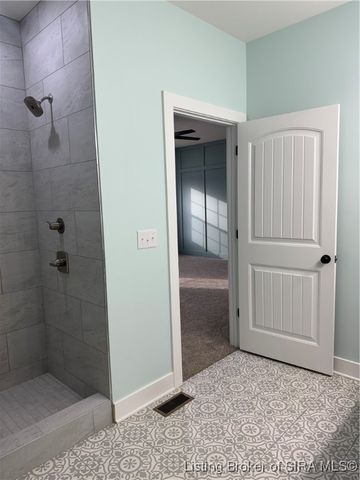 7537 E Brownstown Road, Henryville, IN 47126