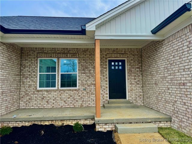 7537 E Brownstown Road, Henryville, IN 47126