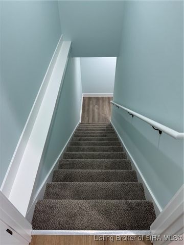 7537 E Brownstown Road, Henryville, IN 47126