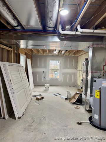 7537 E Brownstown Road, Henryville, IN 47126