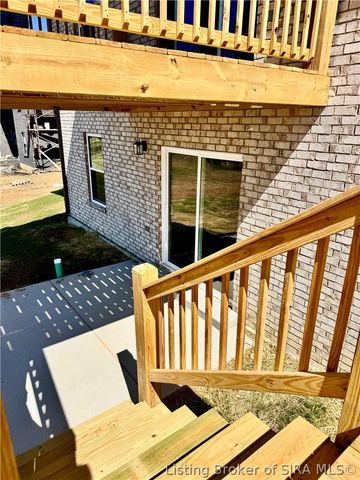 7537 E Brownstown Road, Henryville, IN 47126