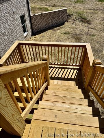 7537 E Brownstown Road, Henryville, IN 47126