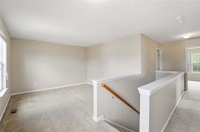 618 Chapelgate Drive, Fairborn, OH 45324