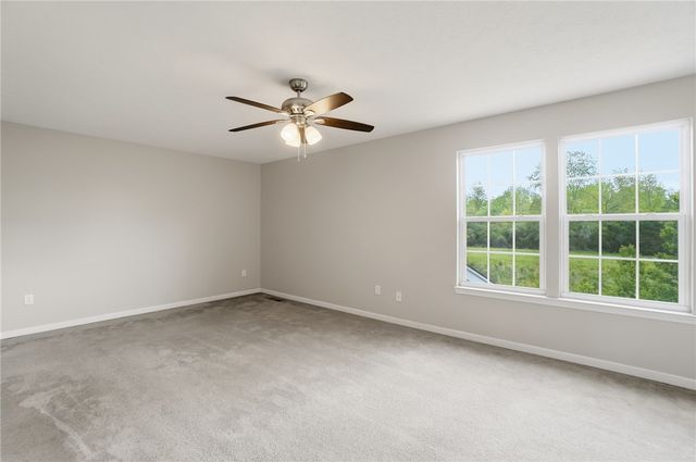 618 Chapelgate Drive, Fairborn, OH 45324