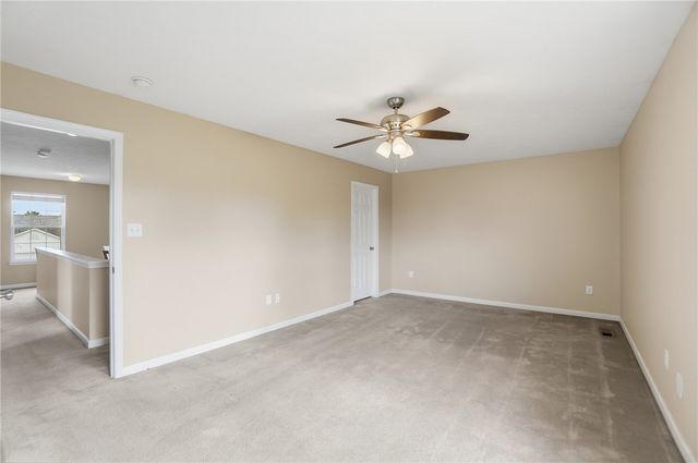 618 Chapelgate Drive, Fairborn, OH 45324