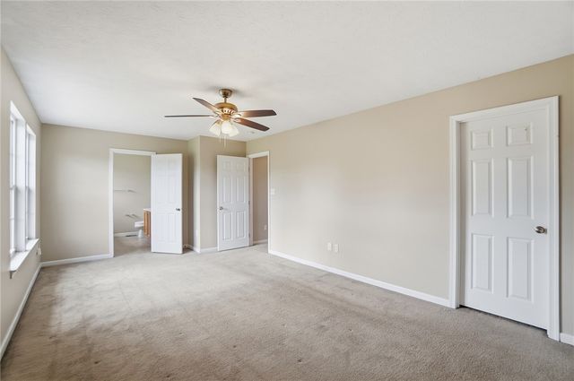 618 Chapelgate Drive, Fairborn, OH 45324