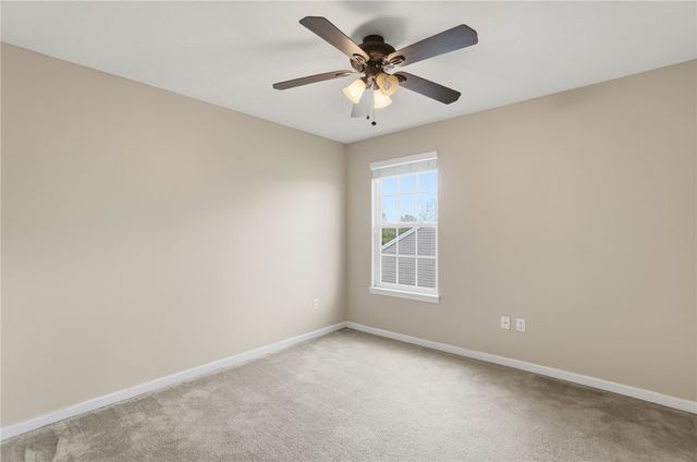 618 Chapelgate Drive, Fairborn, OH 45324