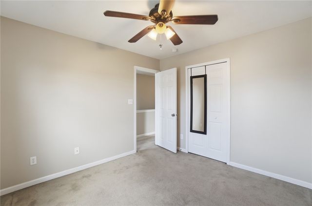 618 Chapelgate Drive, Fairborn, OH 45324