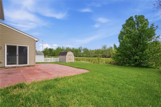 618 Chapelgate Drive, Fairborn, OH 45324